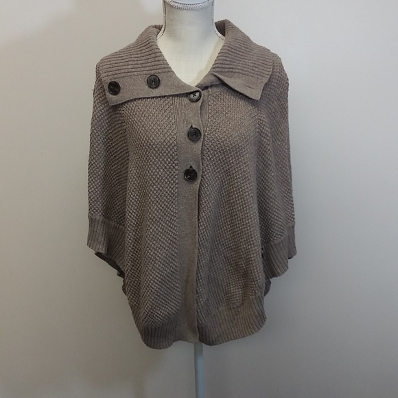 Gap Tan/Light Brown Knit Cape - Picture 1 of 12